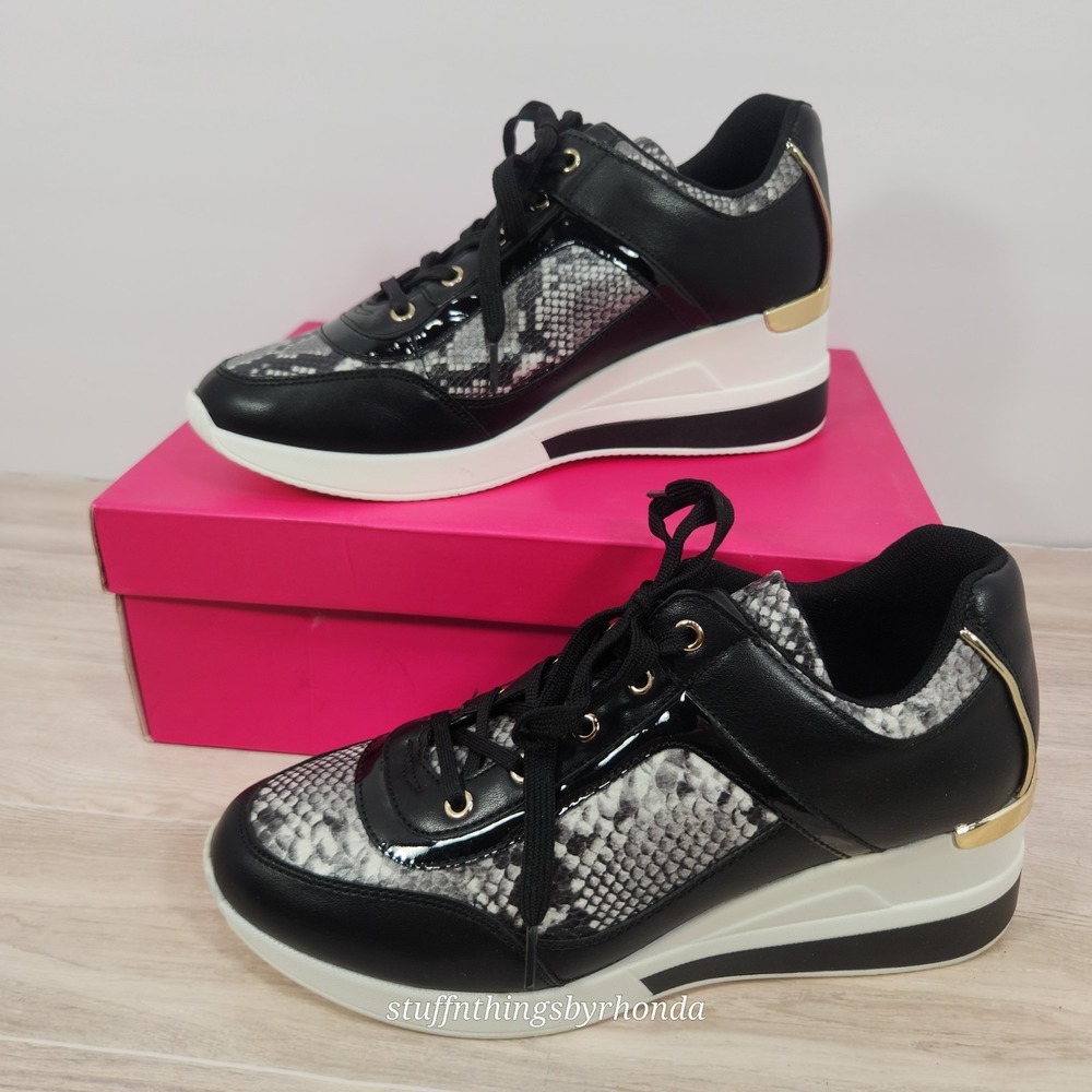 ShoeDazzle Cara Wedge Heel Sneakers Black & White Snake US Sz 9 / EU 40 / UK 7